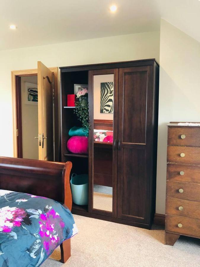 Connemara. 3 Bedroom, 8 Bed, Holiday Home Голуэй Экстерьер фото