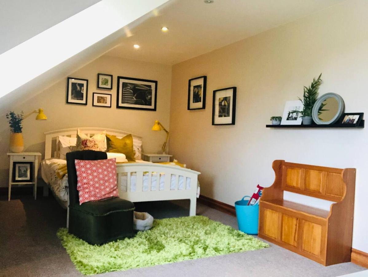 Connemara. 3 Bedroom, 8 Bed, Holiday Home Голуэй Экстерьер фото